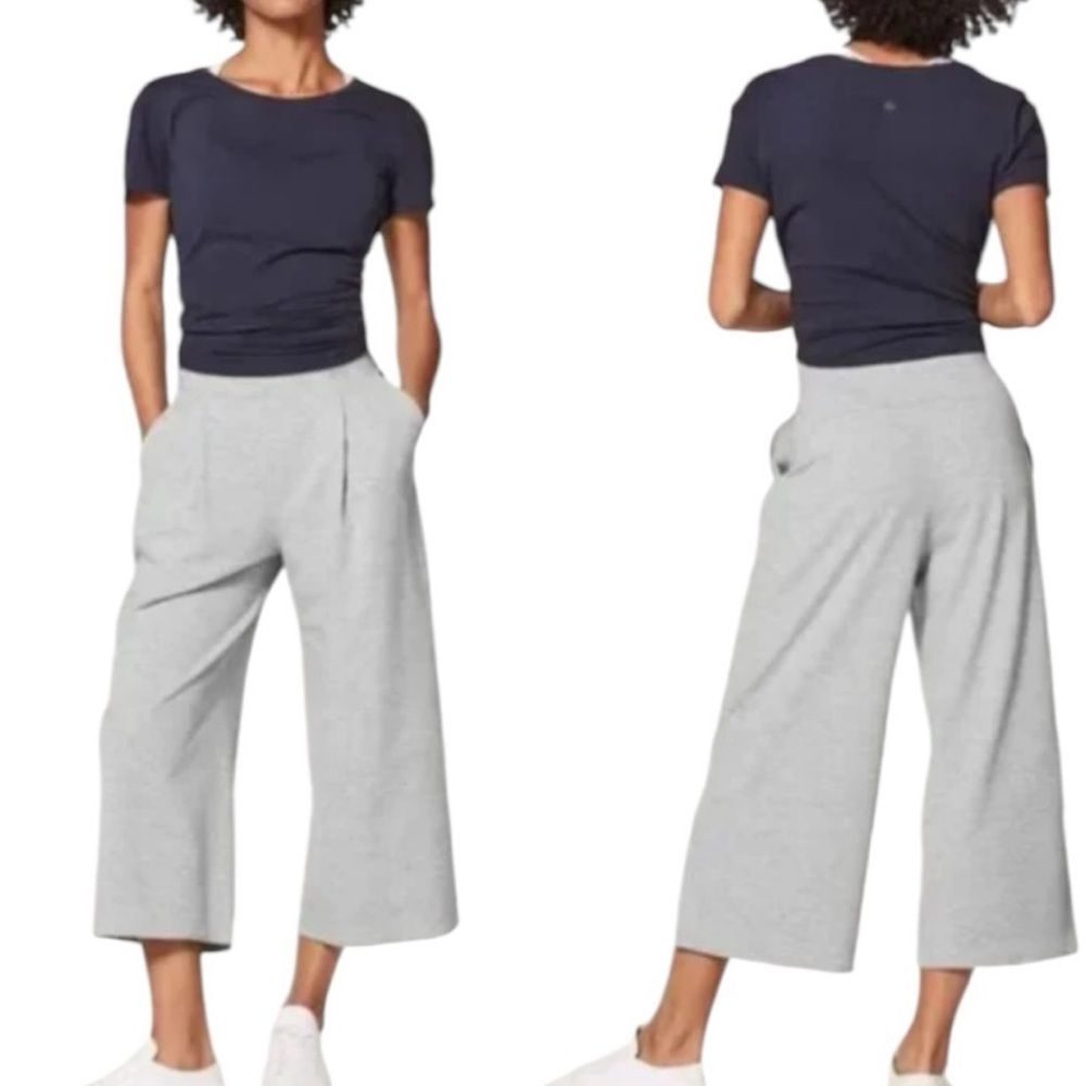 Lululemon Can You Feel The Pleat Crop 21“ Size 6 in Grey Quilt Textured Material